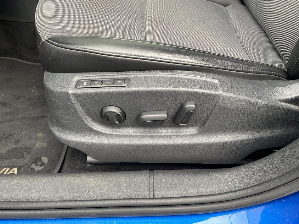 Škoda Octavia III 1.5 TGi Style