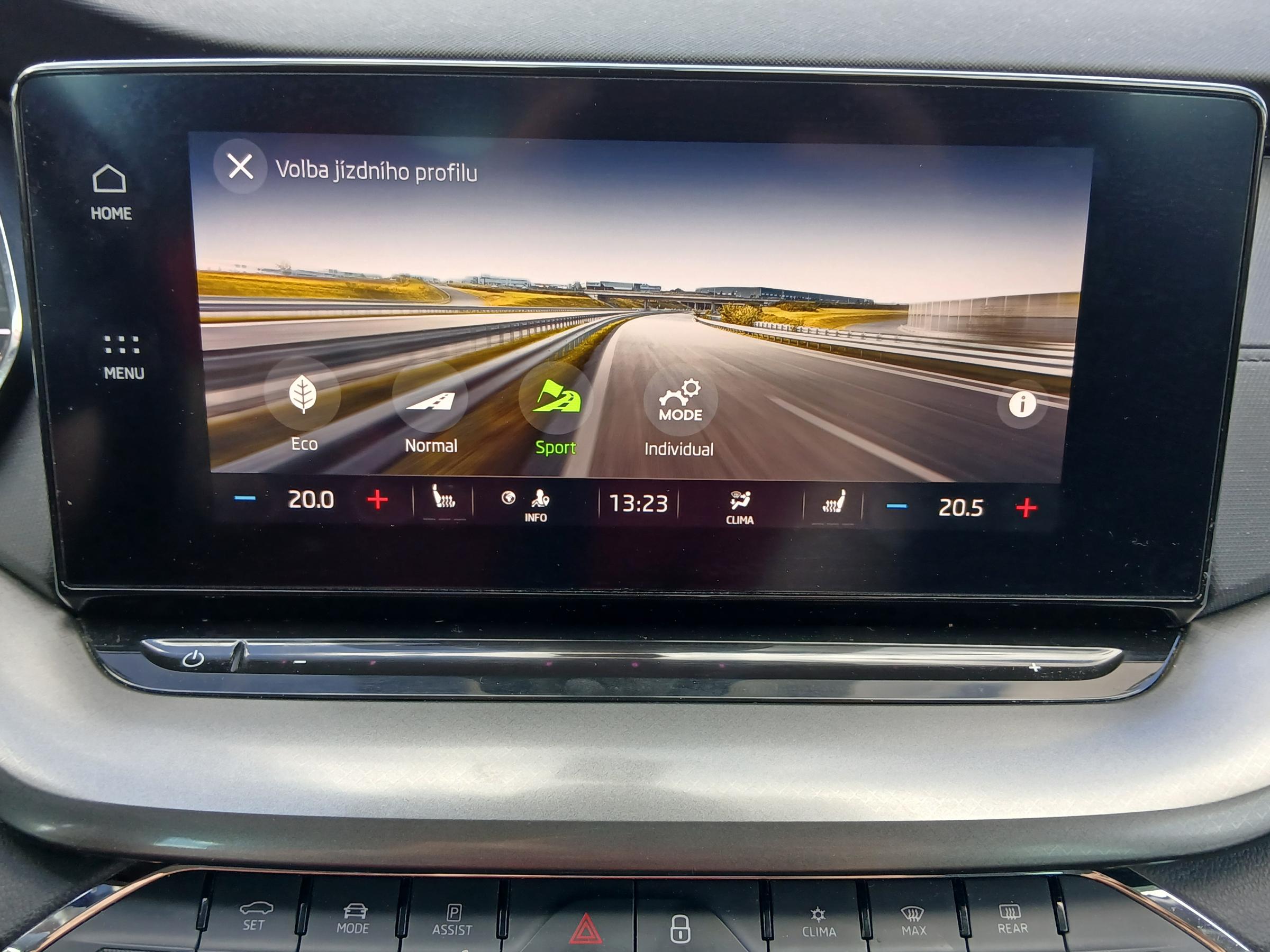 Škoda Octavia IV, 2020 - pohled č. 20