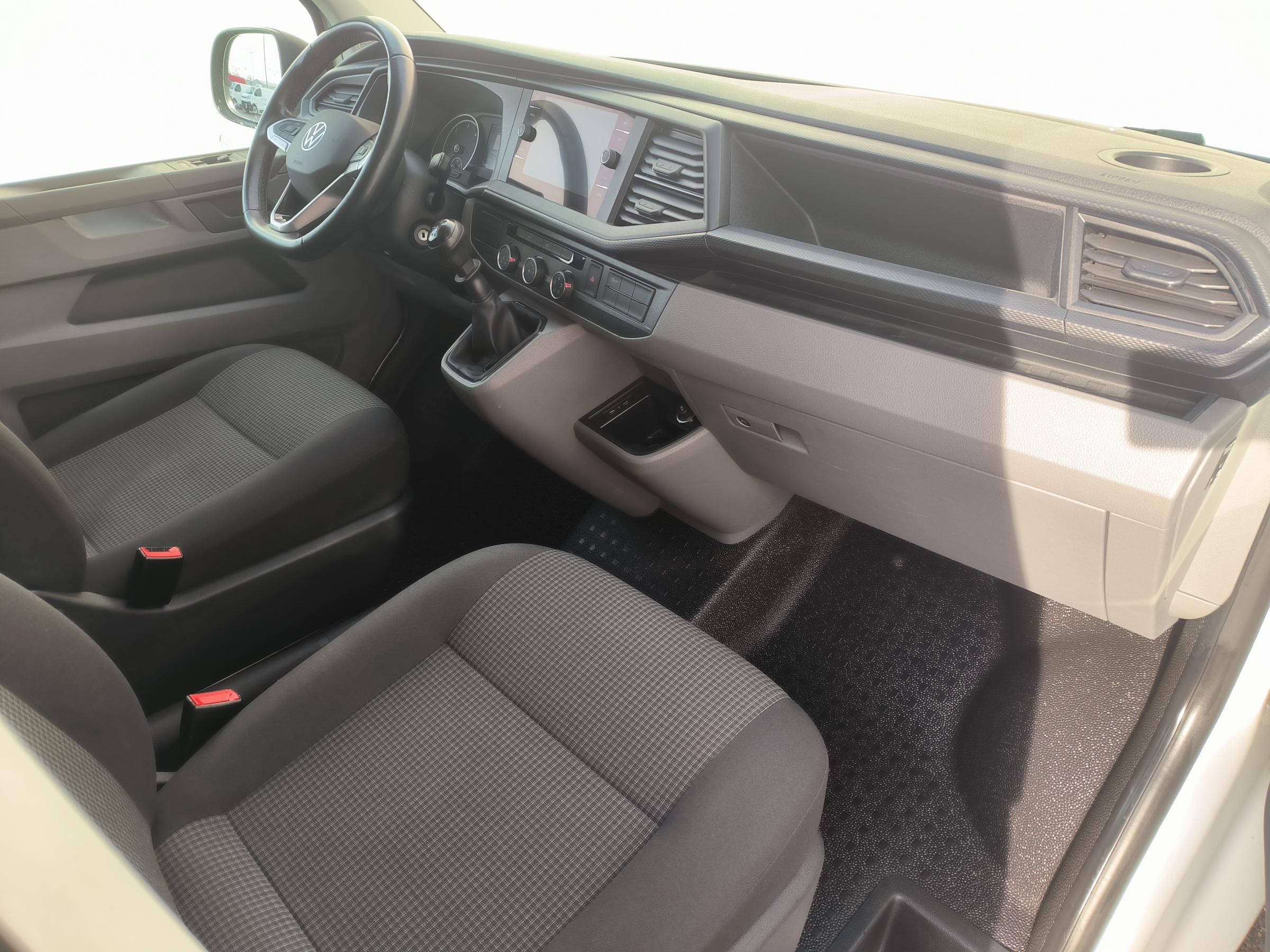Volkswagen Transporter, 2020 - pohled č. 11