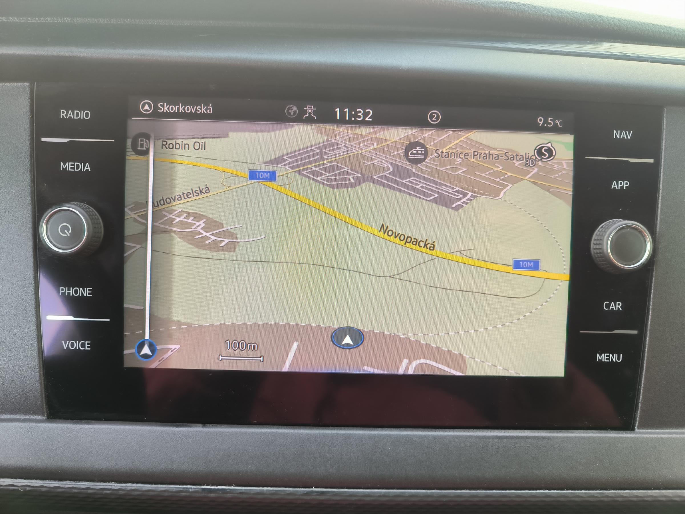 Volkswagen Transporter, 2020 - pohled č. 15