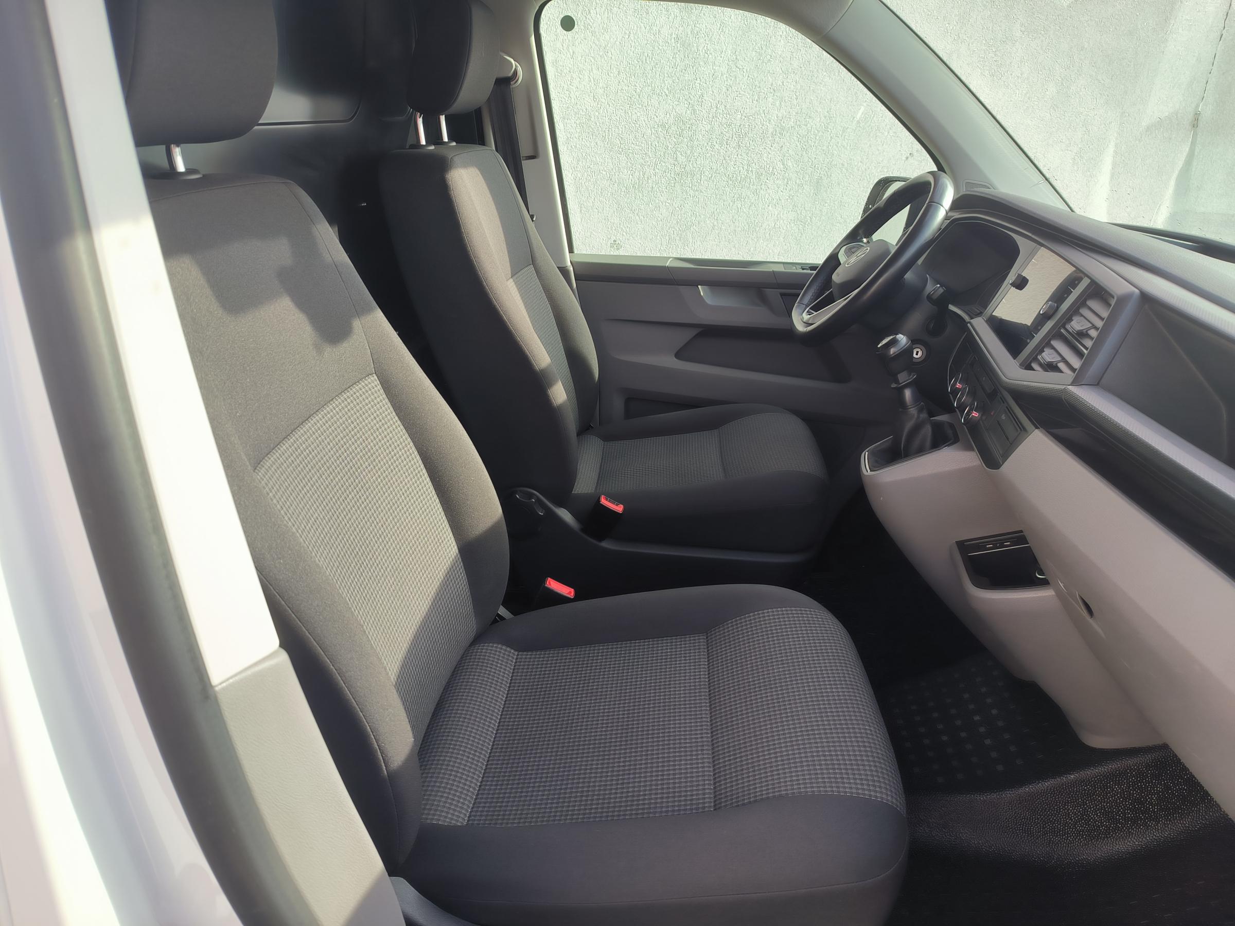 Volkswagen Transporter, 2020 - pohled č. 23
