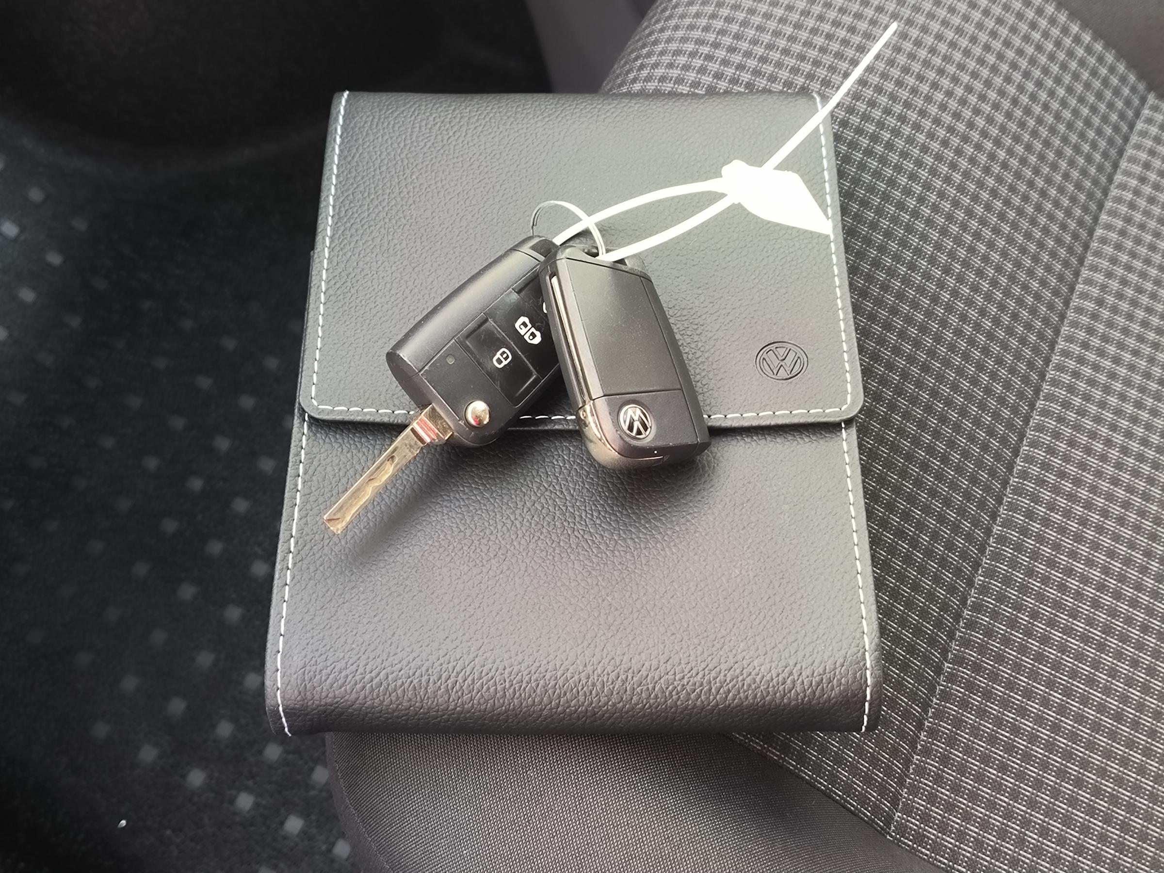 Volkswagen Transporter, 2020 - pohled č. 24