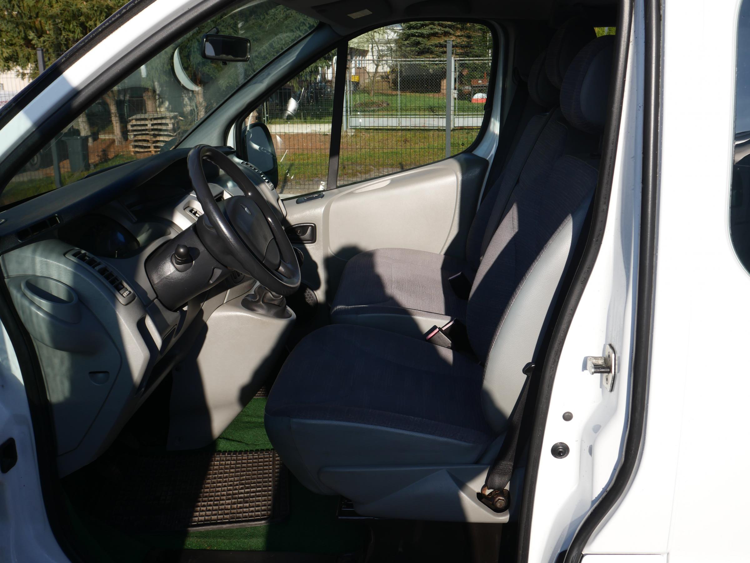 Renault Trafic, 2008 - pohled č. 9