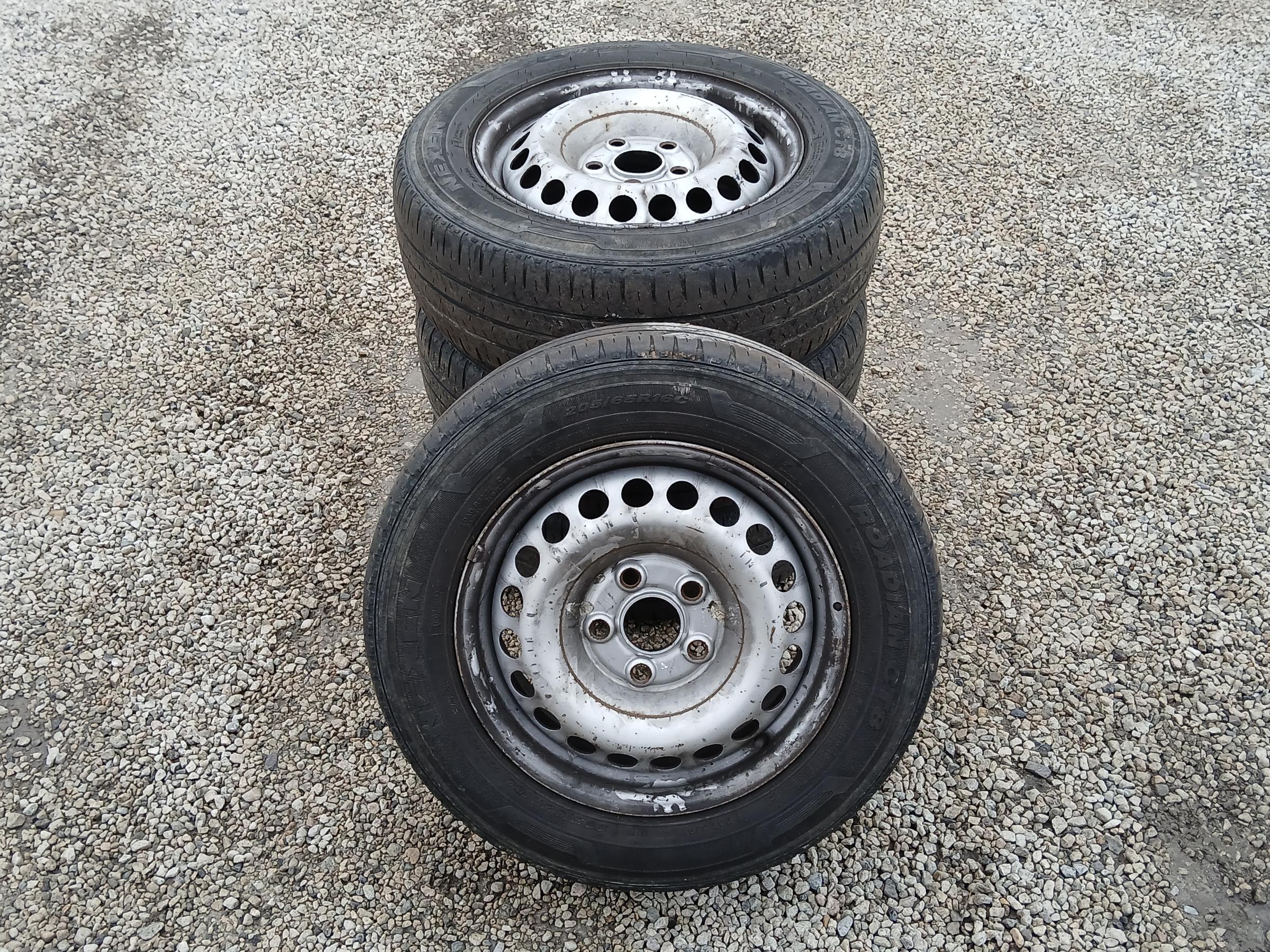 Volkswagen Transporter, 2004 - pohled č. 16