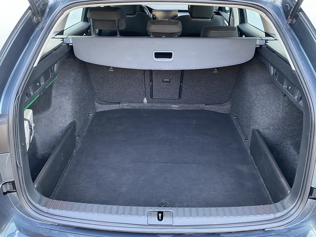 Škoda Octavia IV 1.5 TSi Ambition