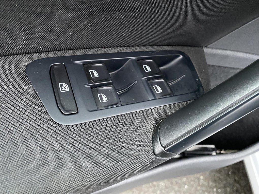 Volkswagen Golf 1.2 TSi Trendline VII