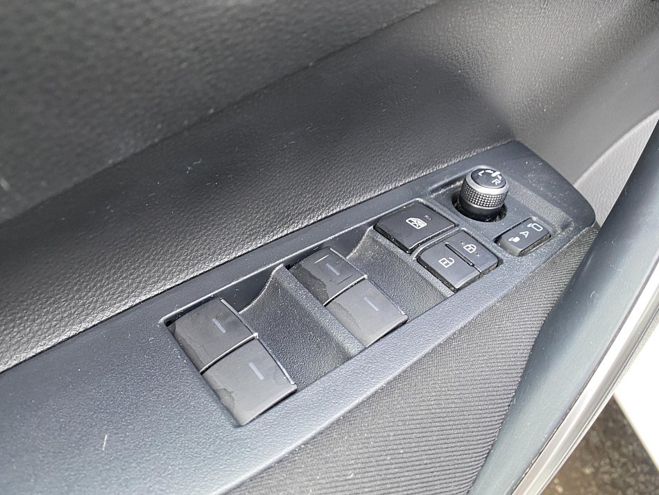 Toyota Corolla 1.8 Hybrid 