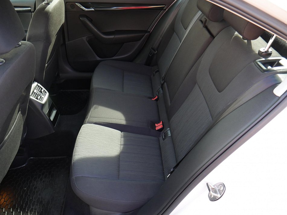 Škoda Octavia III 1.6TDi Style