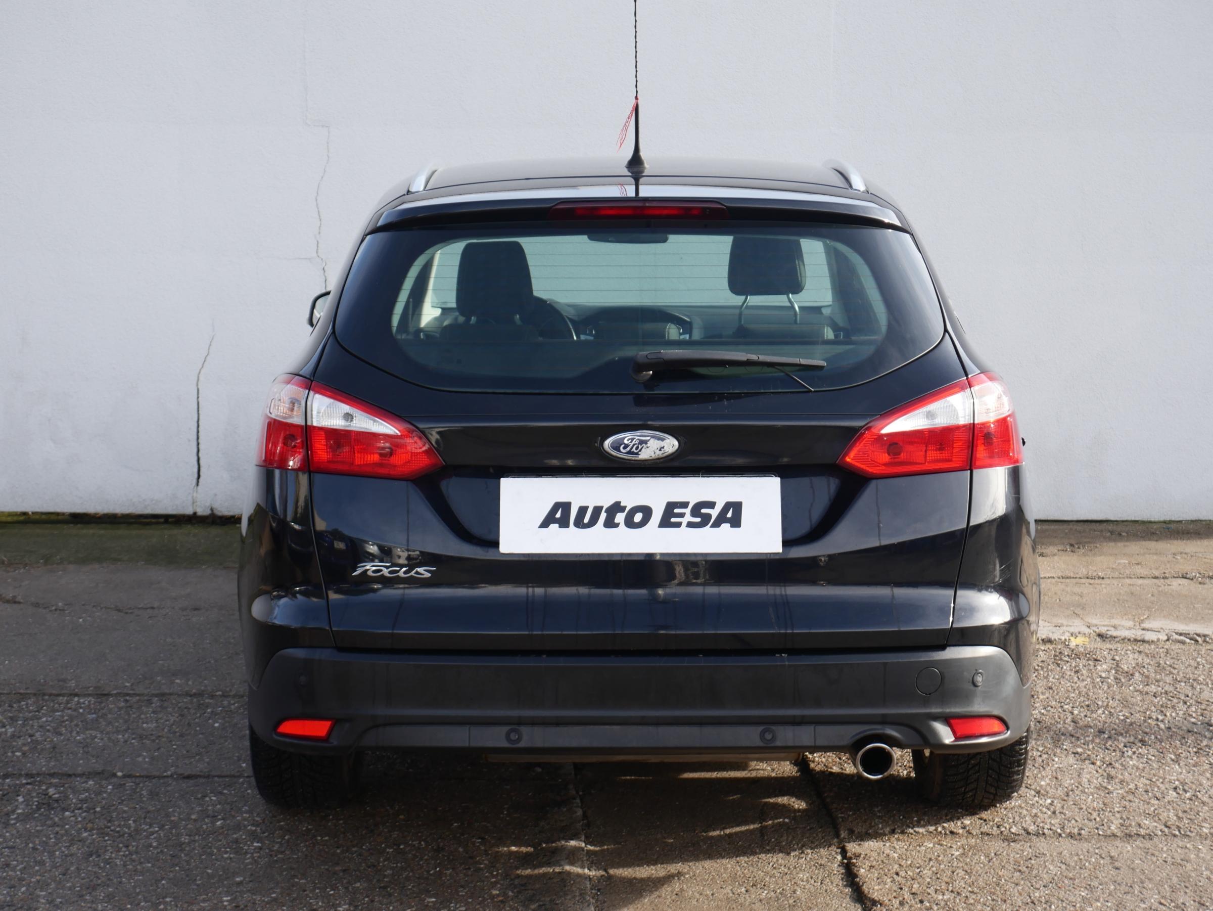 Ford Focus, 2012 - pohled č. 5