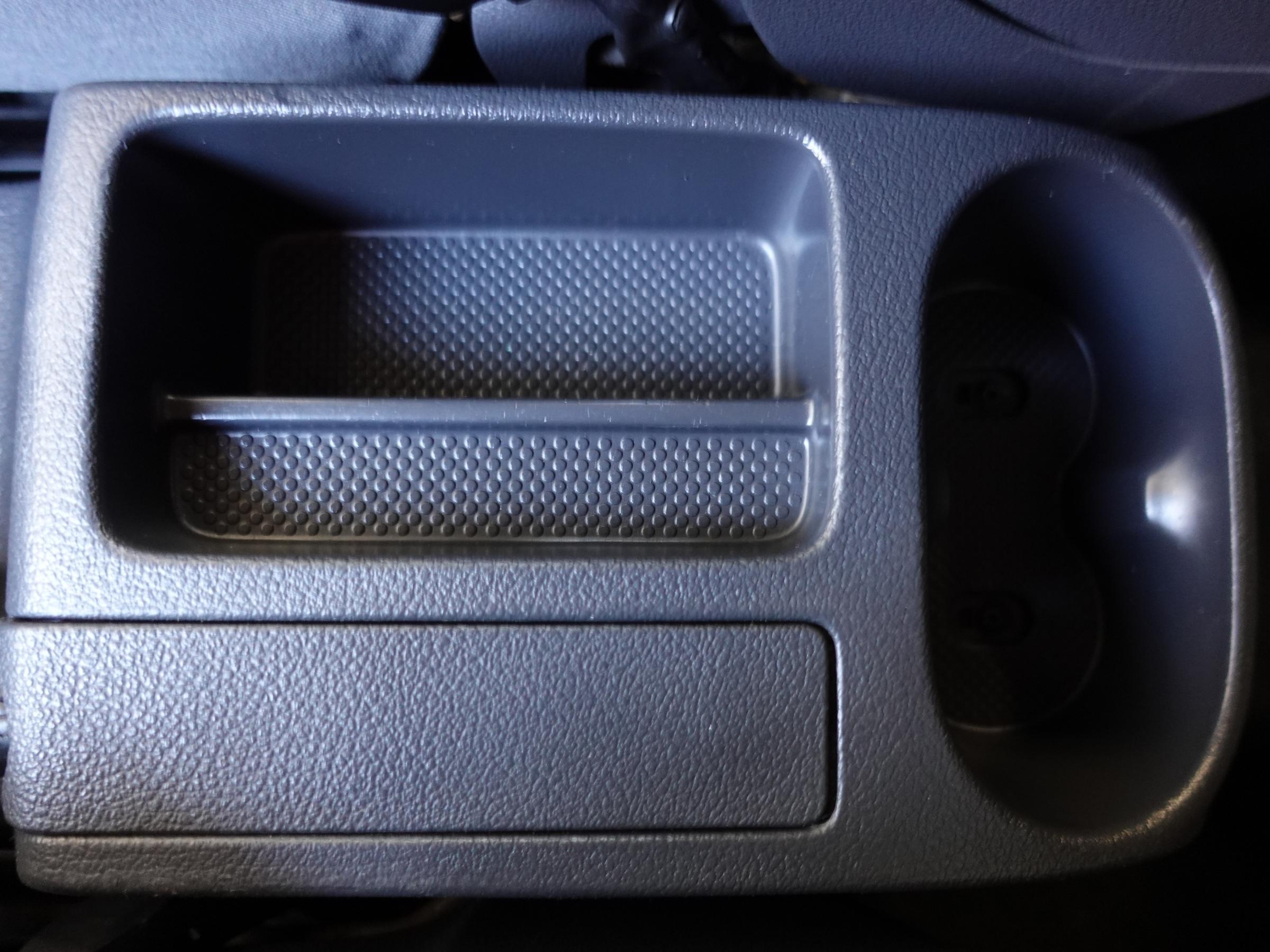 Volkswagen Touran, 2011 - pohled č. 22