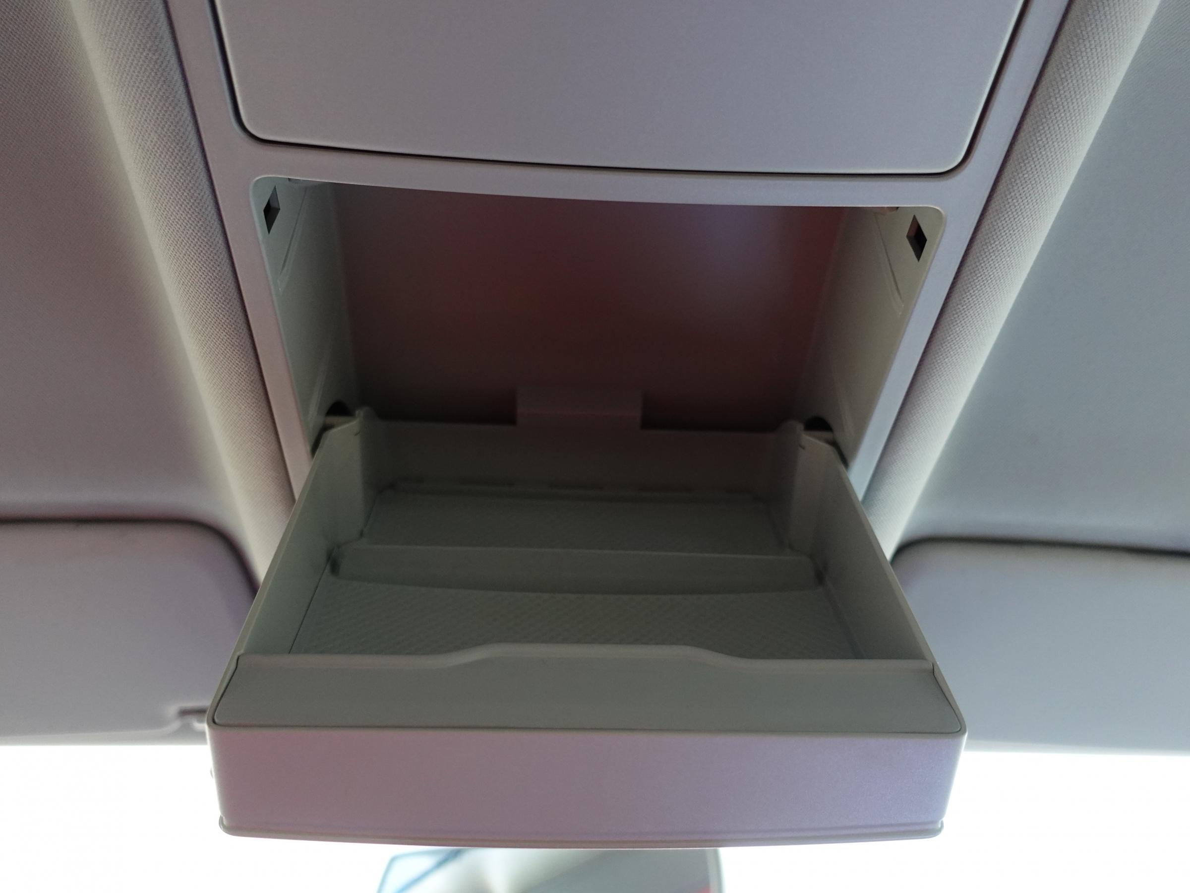 Volkswagen Touran, 2011 - pohled č. 23