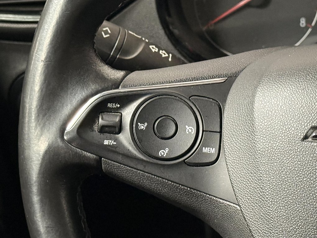 Opel Crossland X 1.2 i 