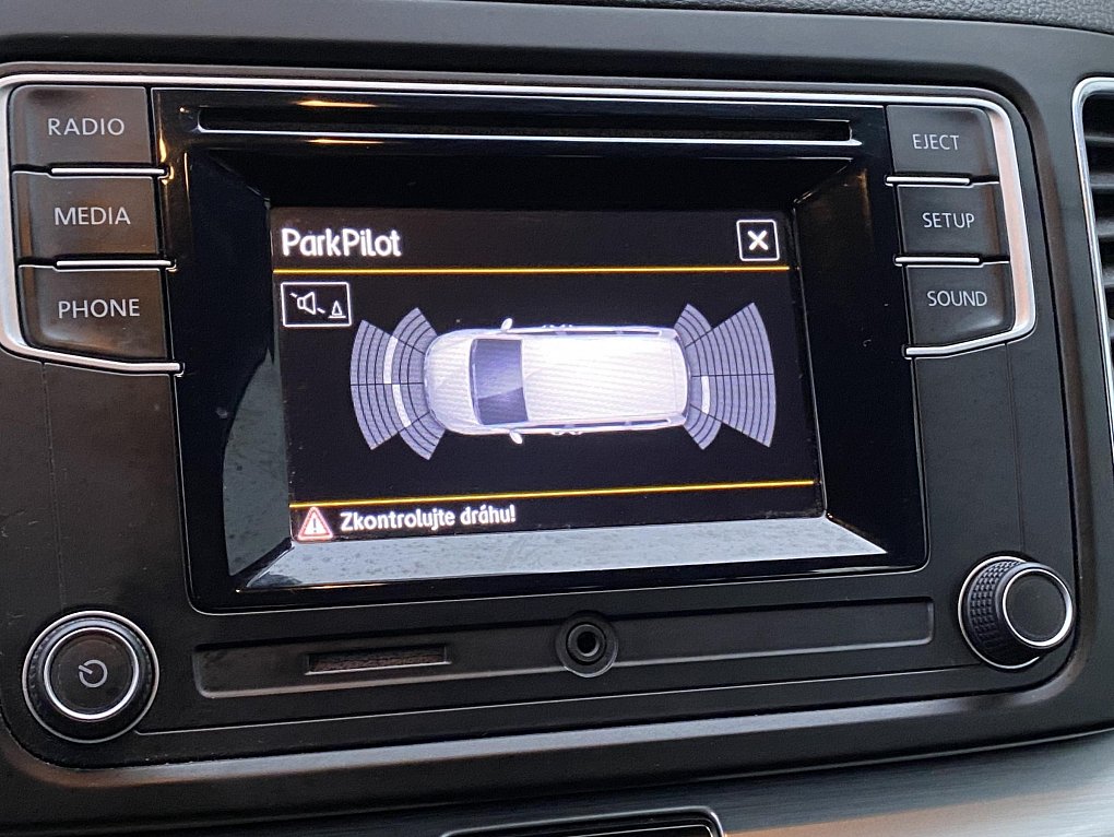 Volkswagen Sharan 2.0 TDi 