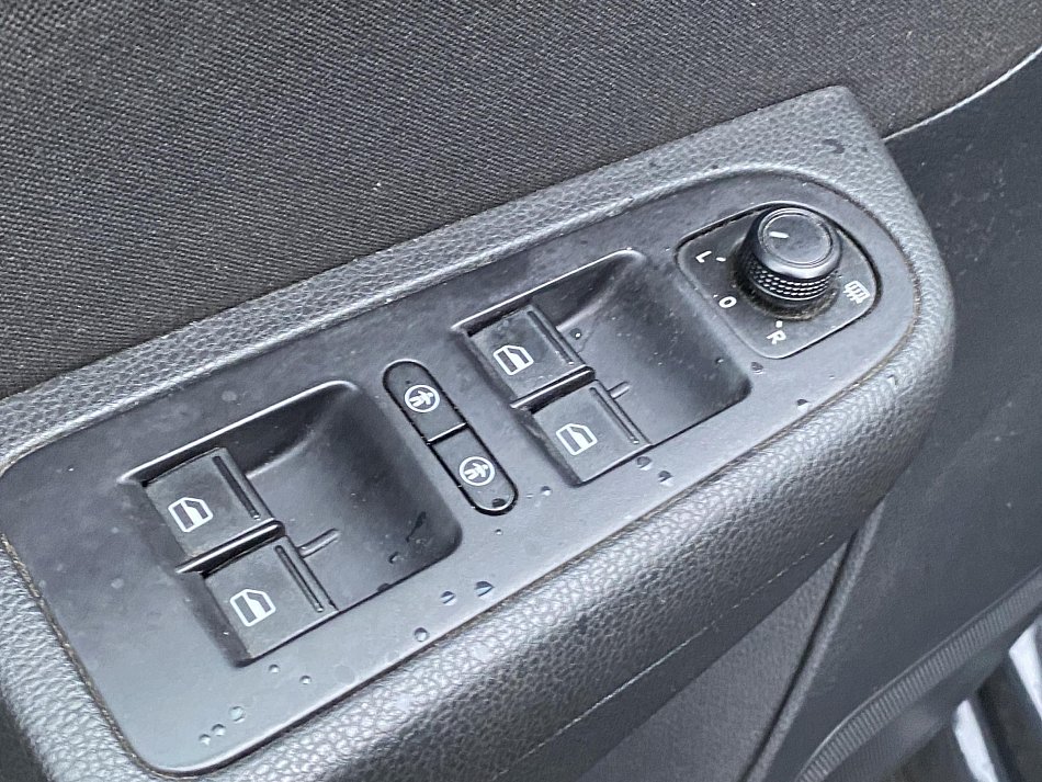 Volkswagen Sharan 2.0 TDi 