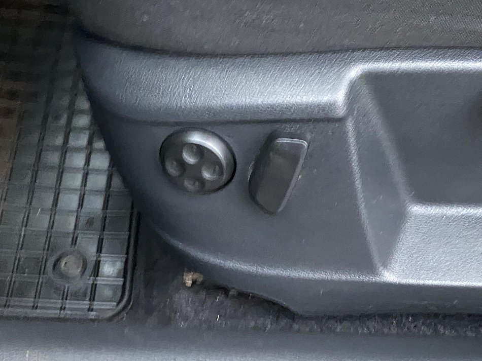 Volkswagen Sharan 2.0 TDi 