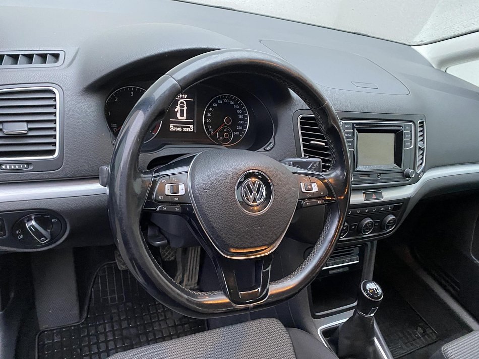 Volkswagen Sharan 2.0 TDi 