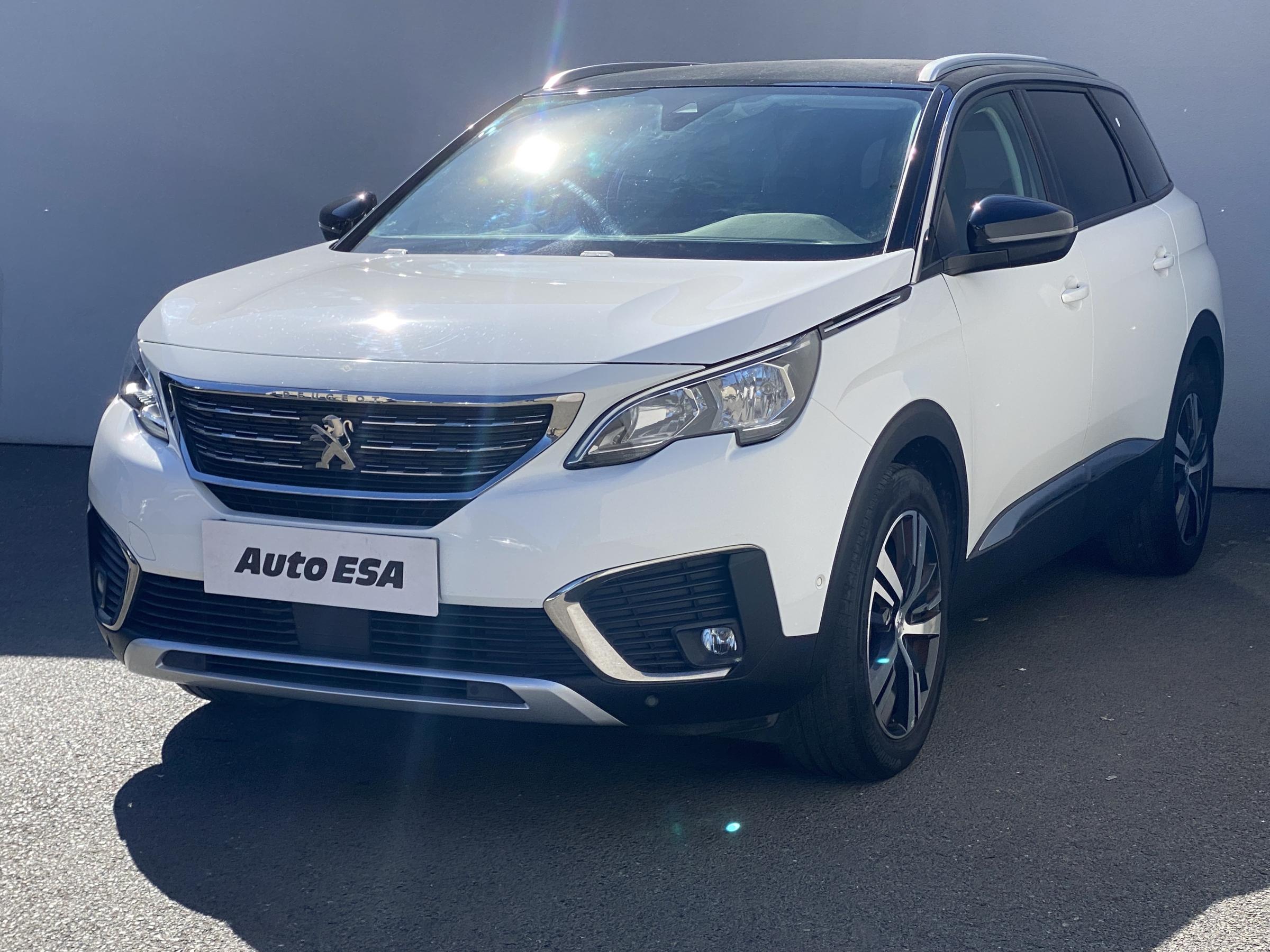 Peugeot 5008, 2018 - pohled č. 3