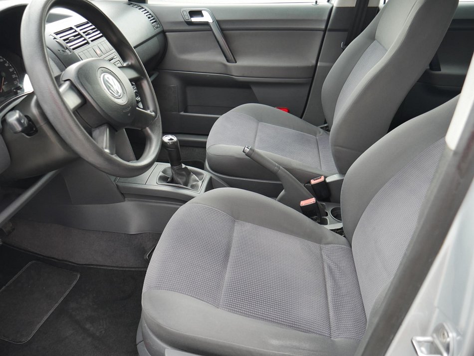 Volkswagen Polo 1.4i 