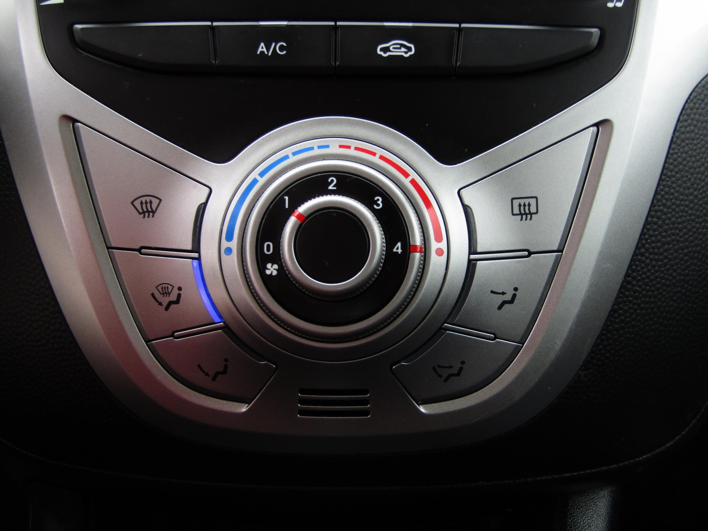 Hyundai ix20, 2016 - pohled č. 13