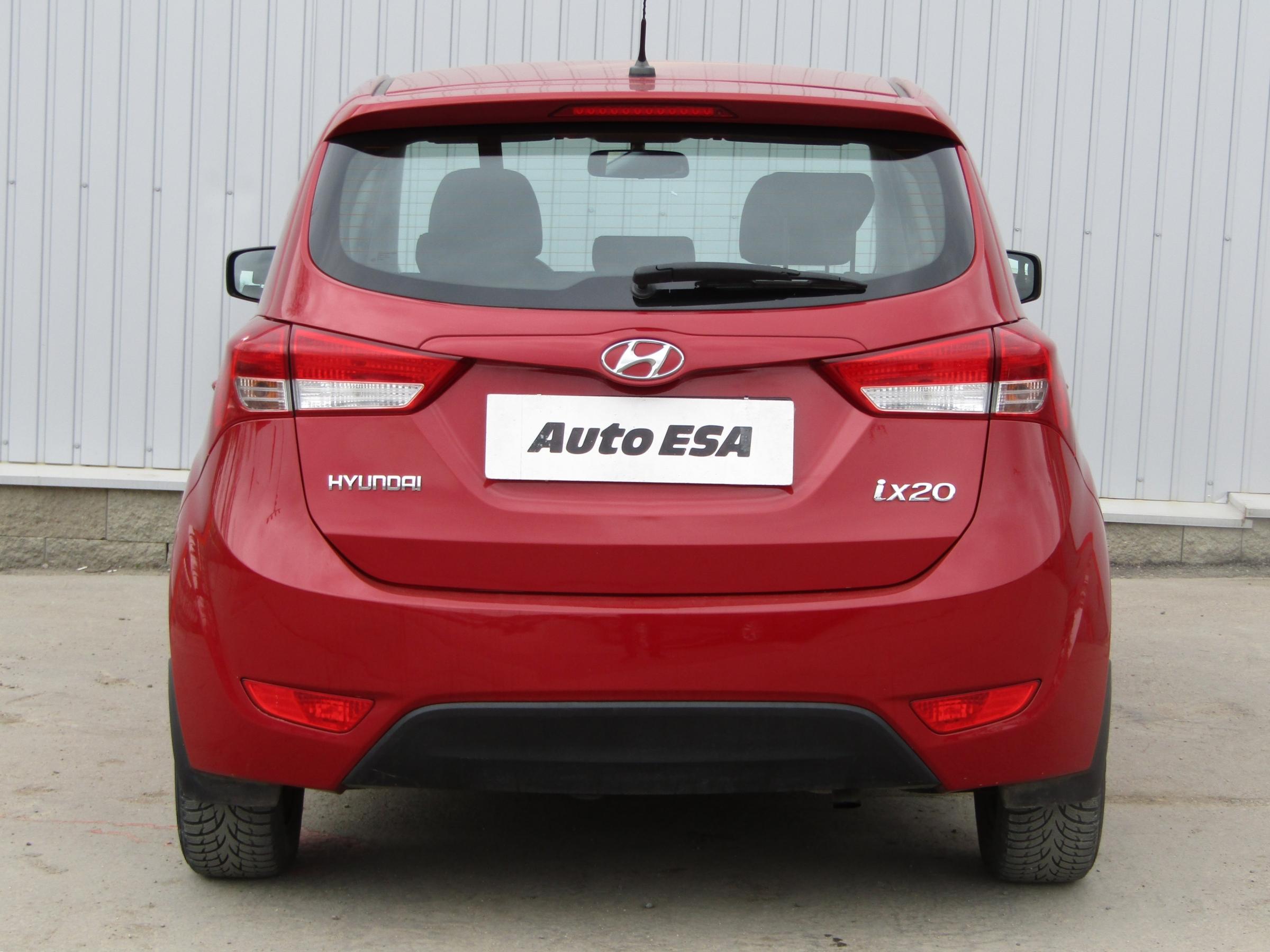 Hyundai ix20, 2016 - pohled č. 5