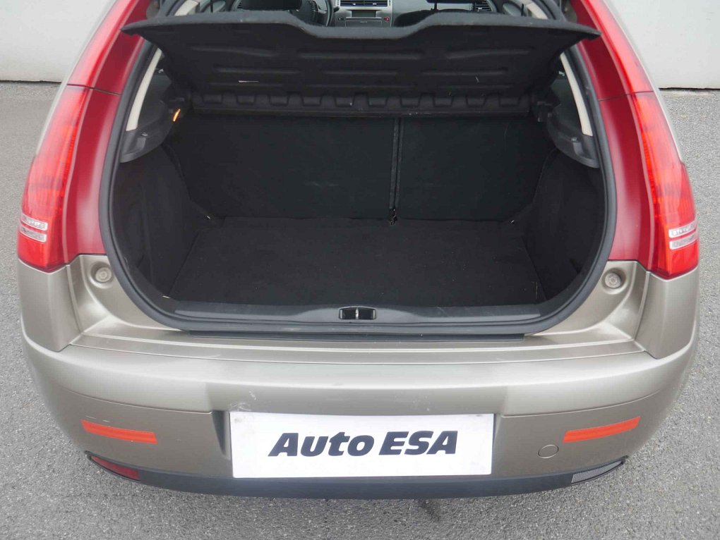 Citroën C4 1.4 16V 