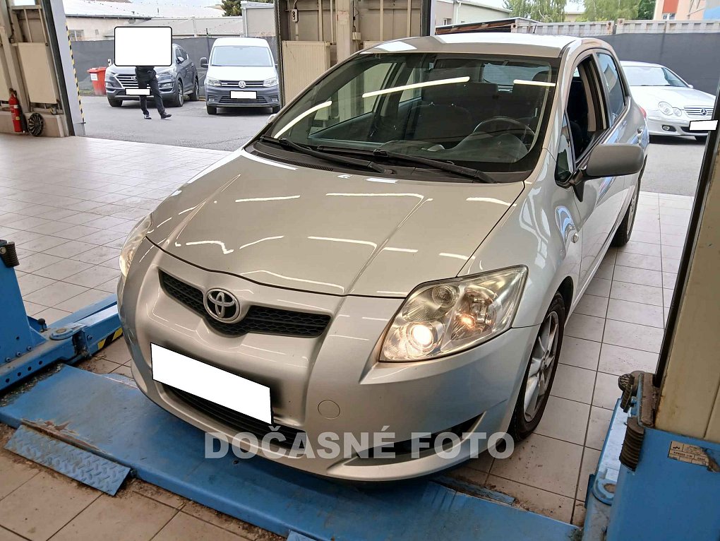Toyota Auris 1.4 D 