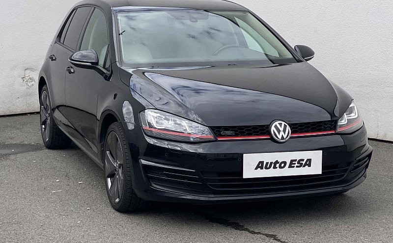 Volkswagen Golf 1.2 TSi 