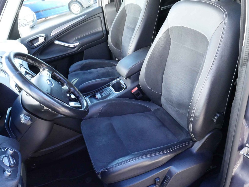 Ford Galaxy 2.0 EB Titanium