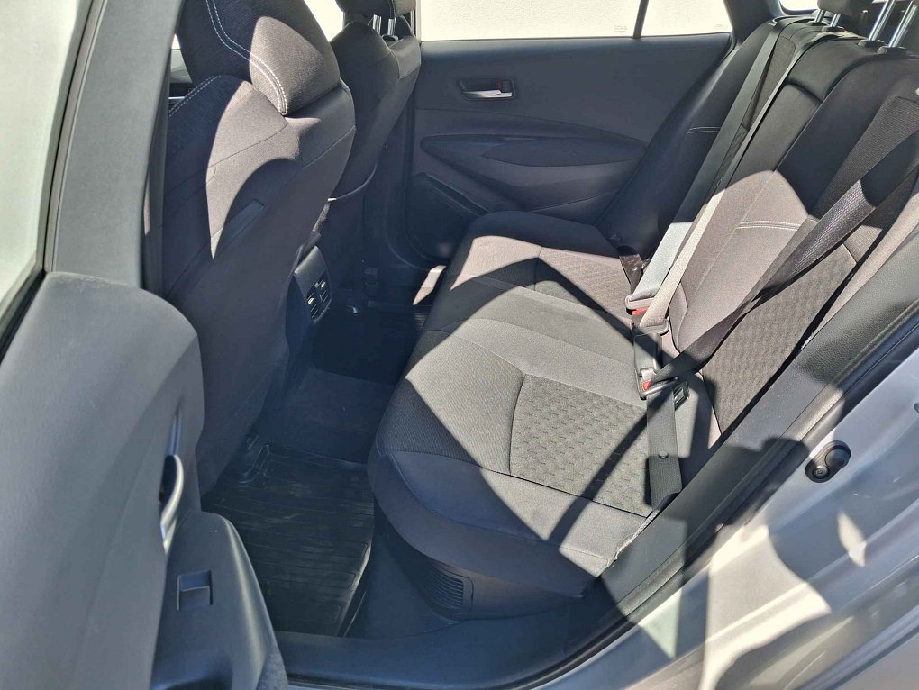 Toyota Corolla 1.8 e-CVT Comfort