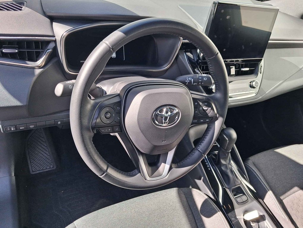 Toyota Corolla 1.8 e-CVT Comfort
