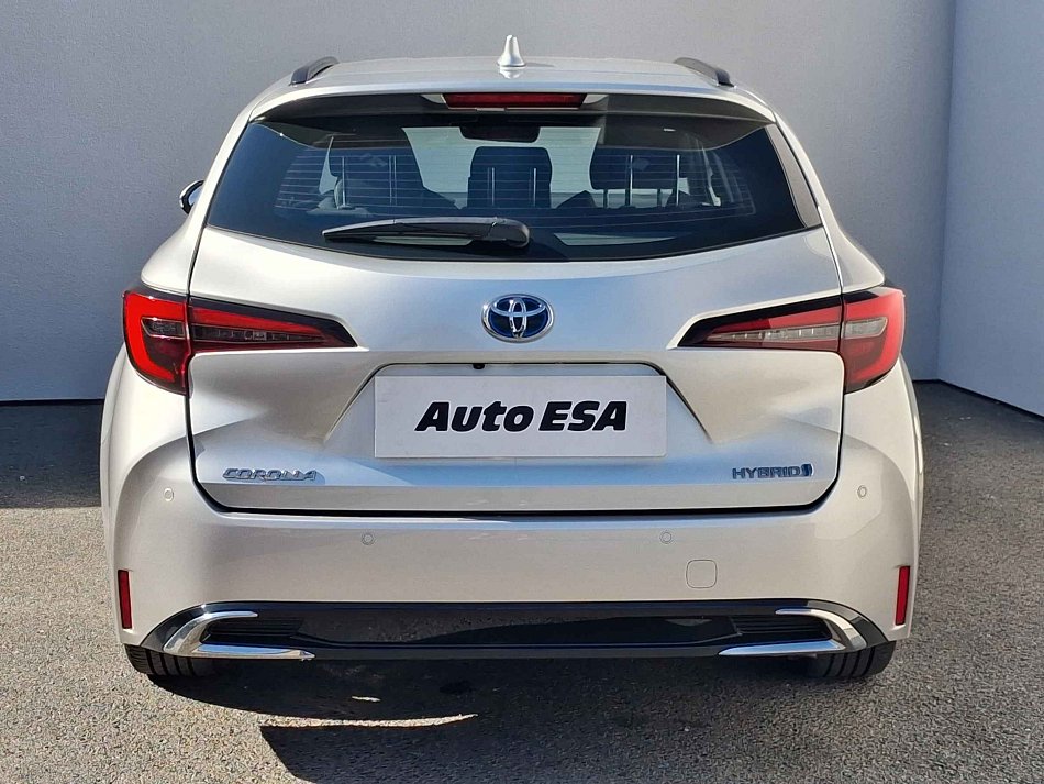 Toyota Corolla 1.8 e-CVT Comfort