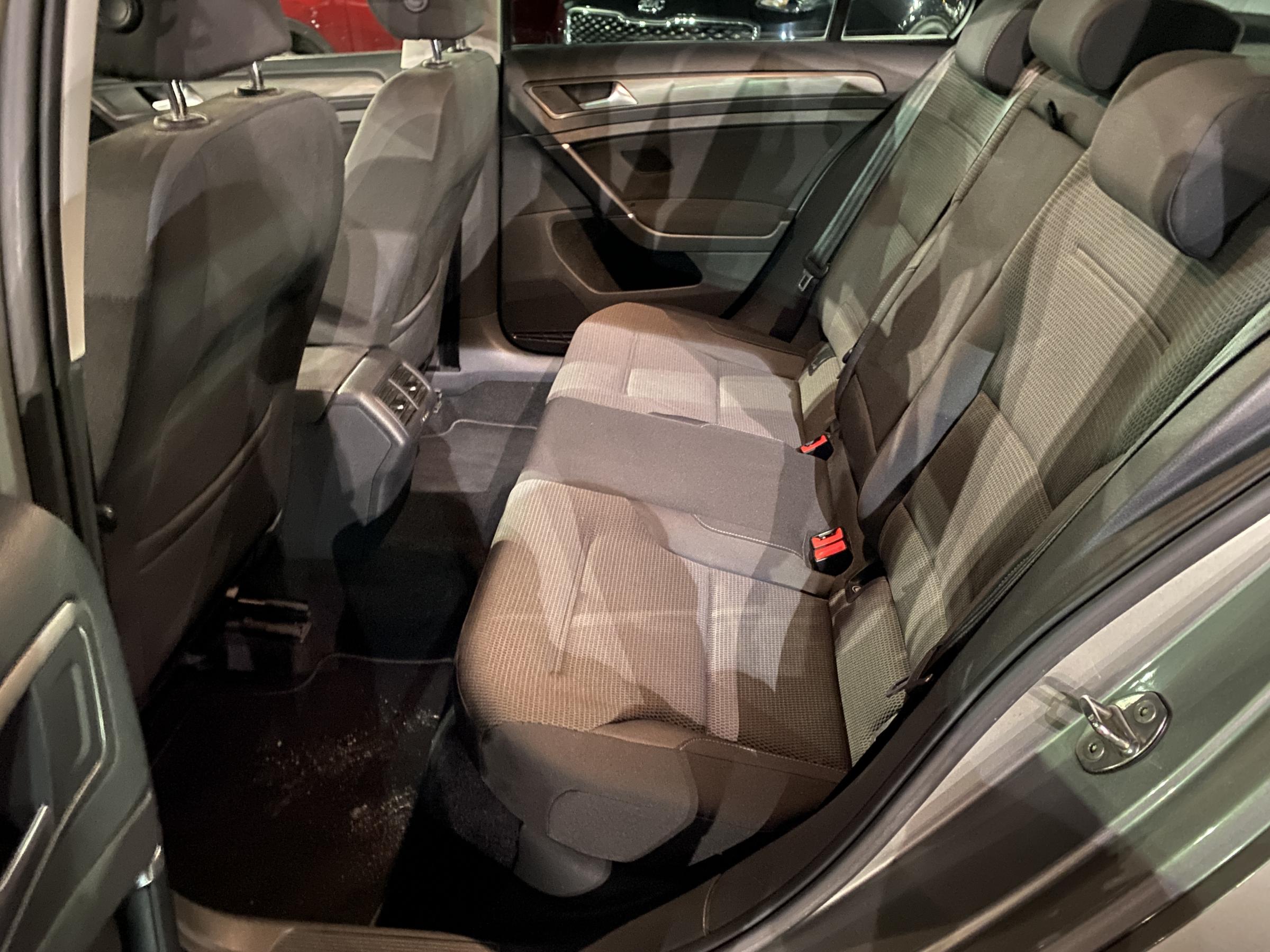 Volkswagen Golf, 2013 - pohled č. 10