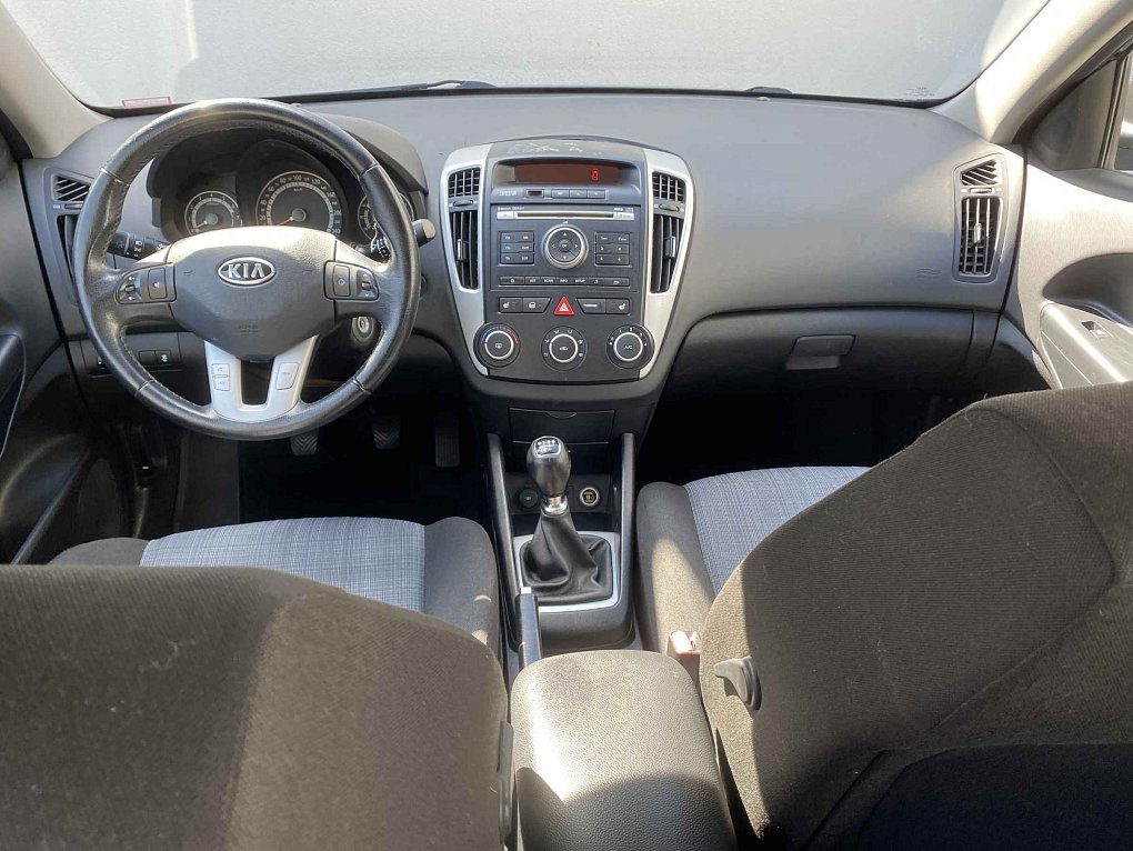 Kia Ceed 1.4CVVT Vision