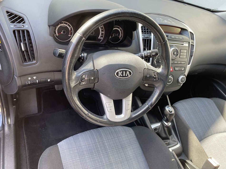 Kia Ceed 1.4CVVT Vision