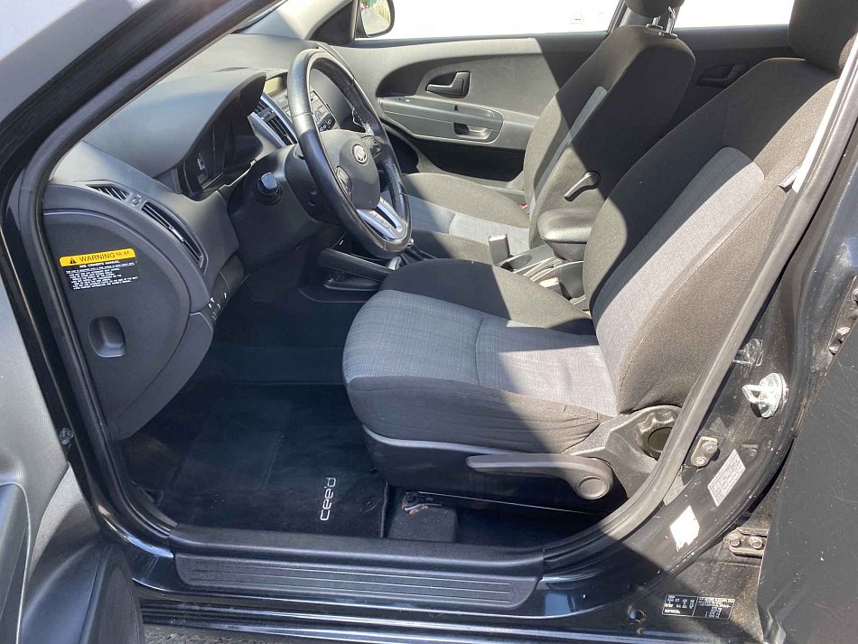 Kia Ceed 1.4CVVT Vision