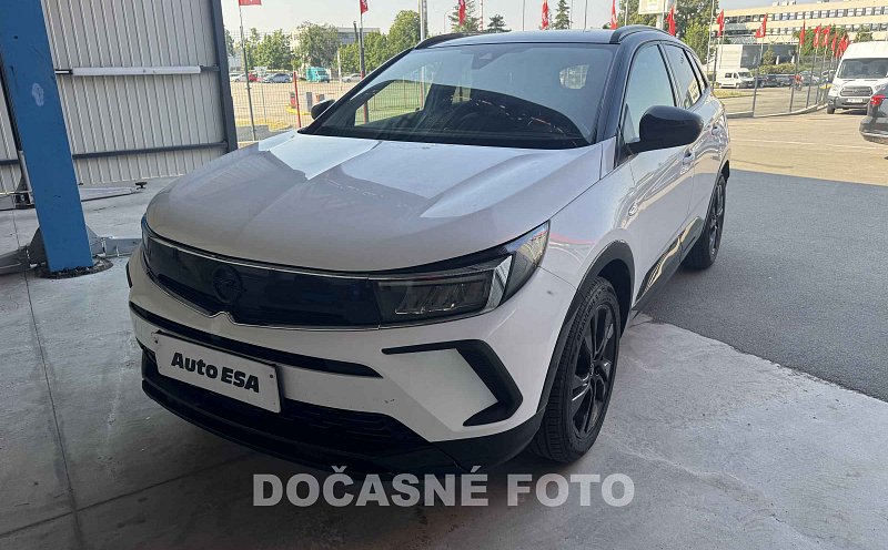 Opel Grandland 1.2i 