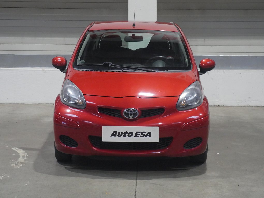 Toyota Aygo 1.0i 