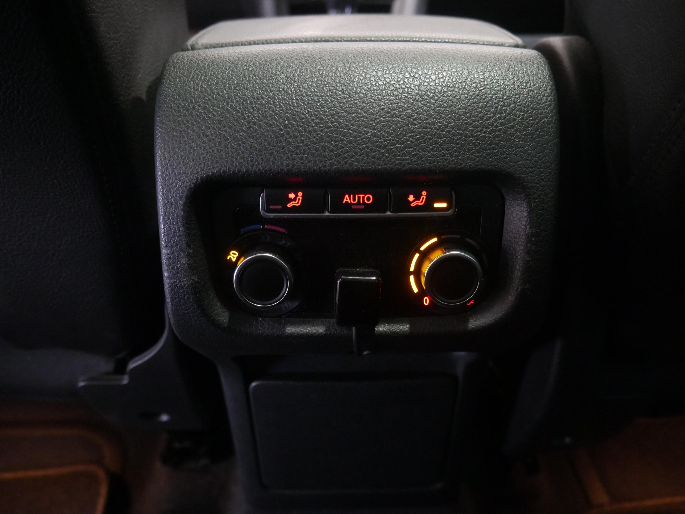 Volkswagen Sharan, 2014 - pohled č. 25