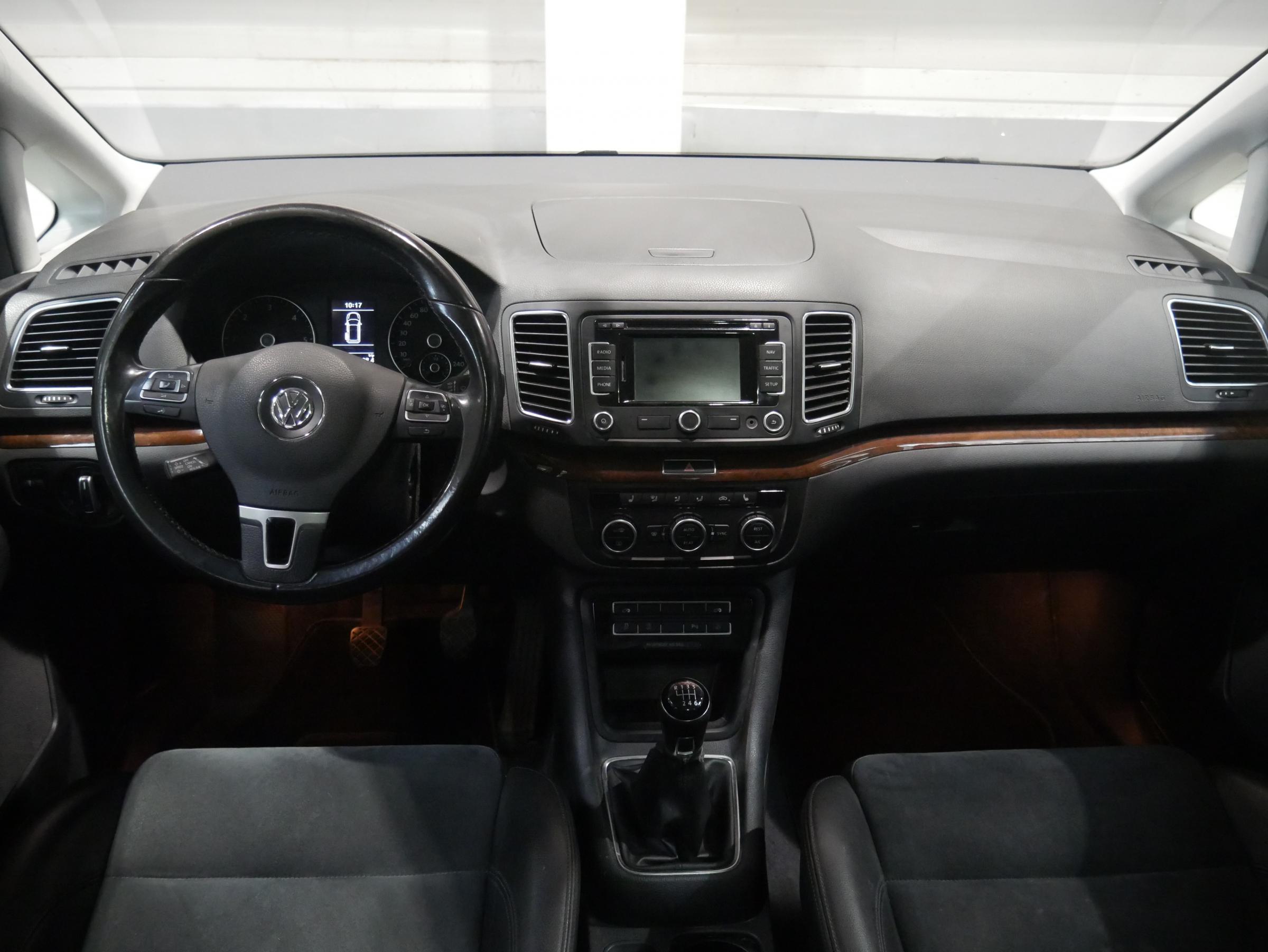 Volkswagen Sharan, 2014 - pohled č. 9