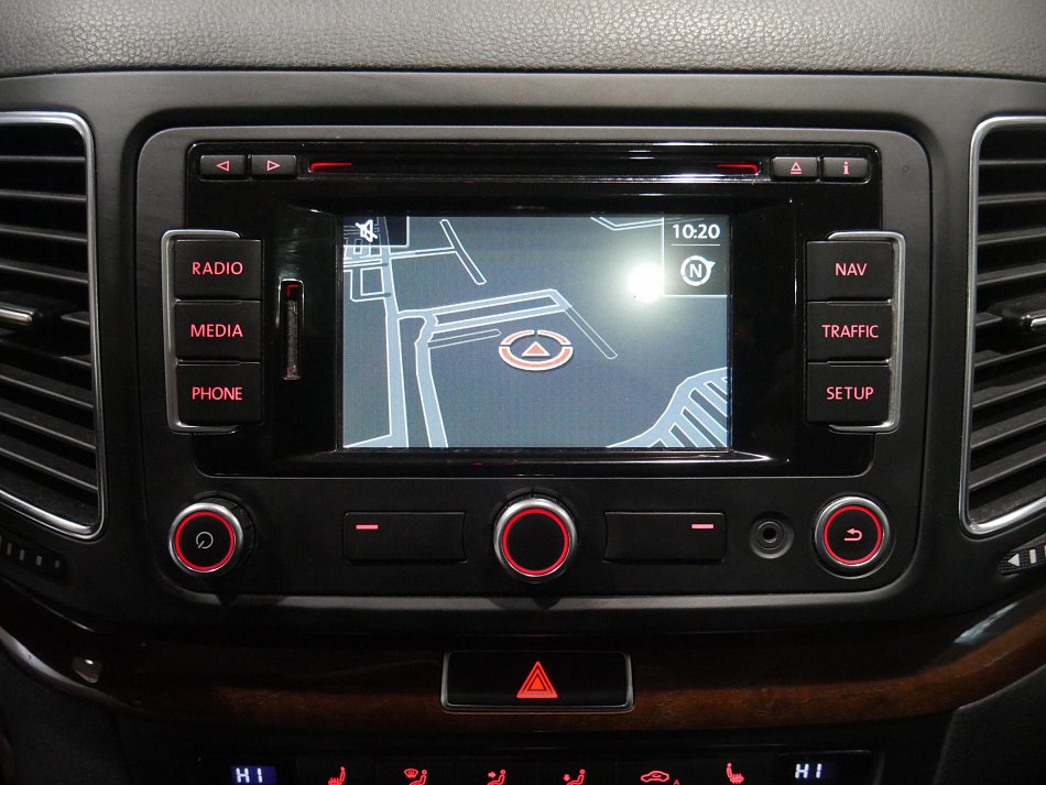 Volkswagen Sharan 2.0 TDi 