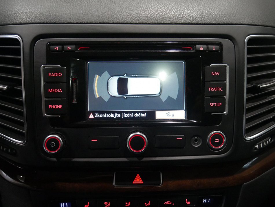 Volkswagen Sharan 2.0 TDi 