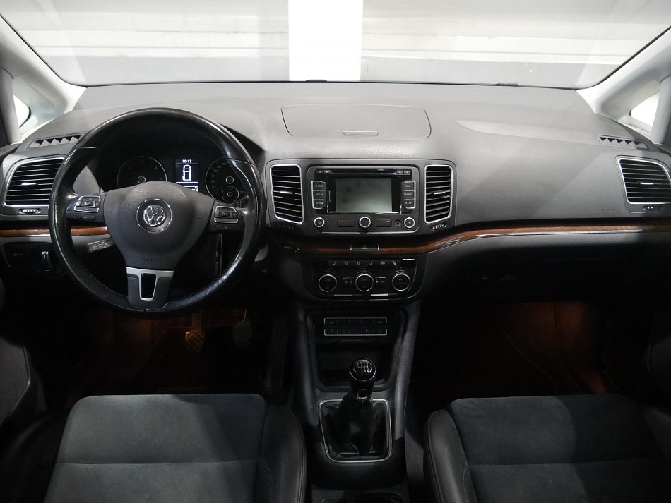 Volkswagen Sharan 2.0 TDi 