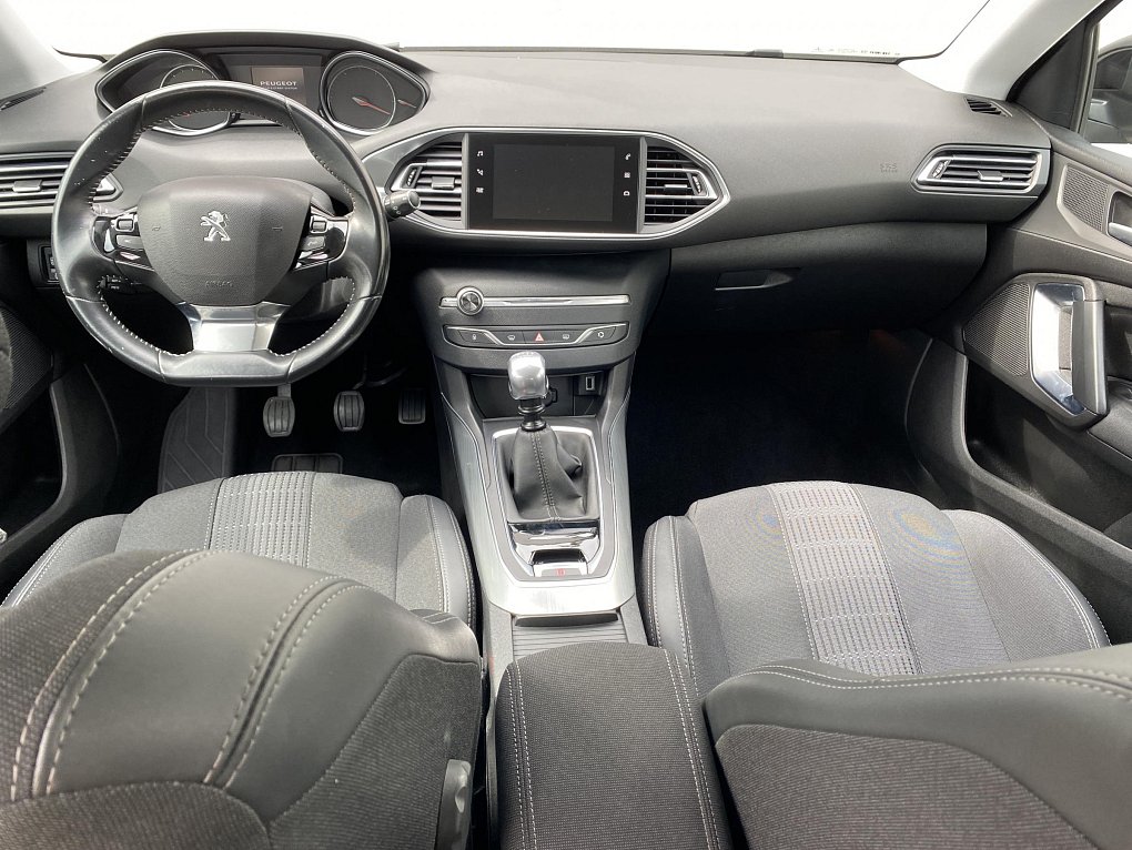 Peugeot 308 1.2PT Allure