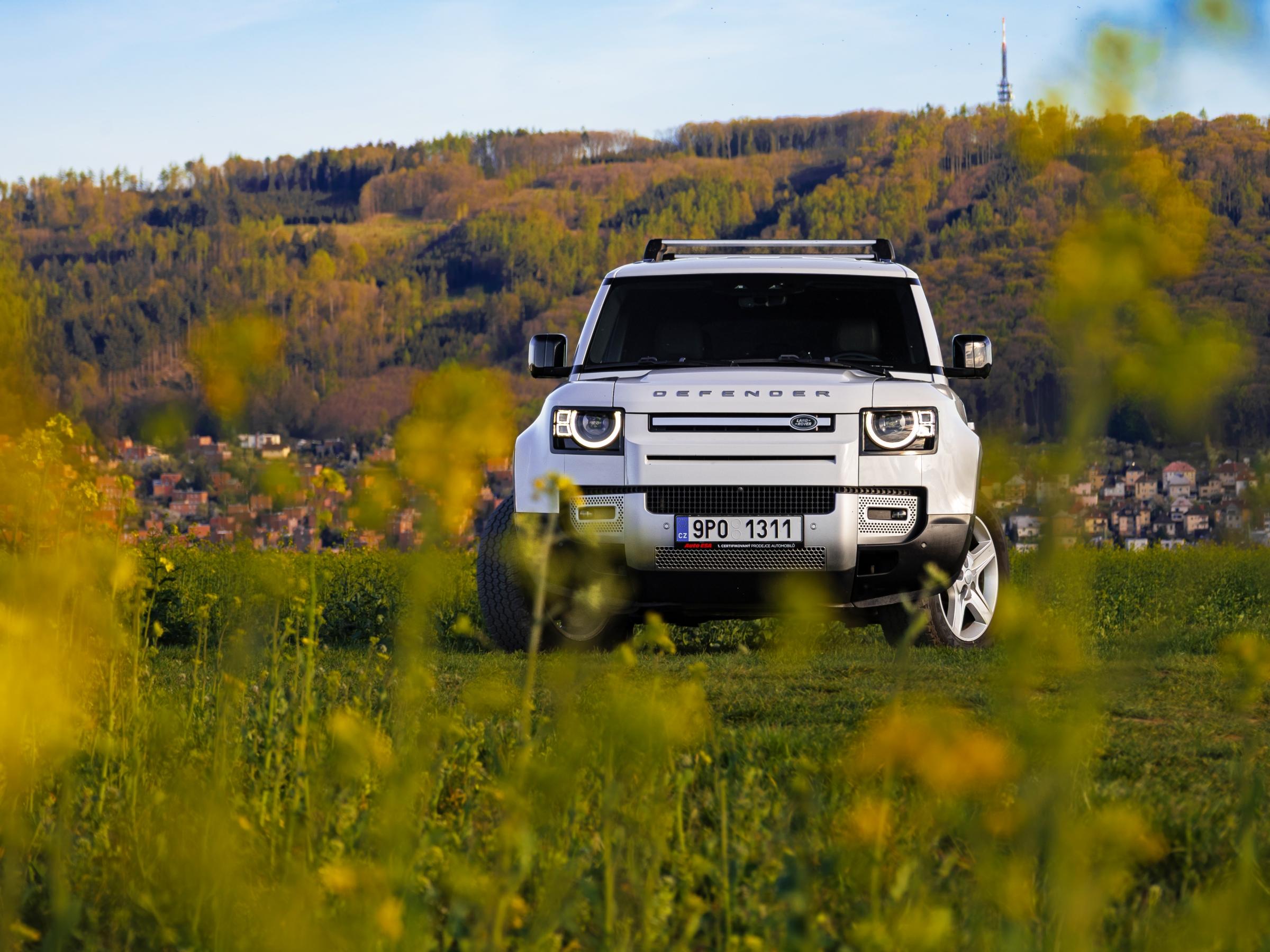 Land Rover Defender, 2022 - pohled č. 2