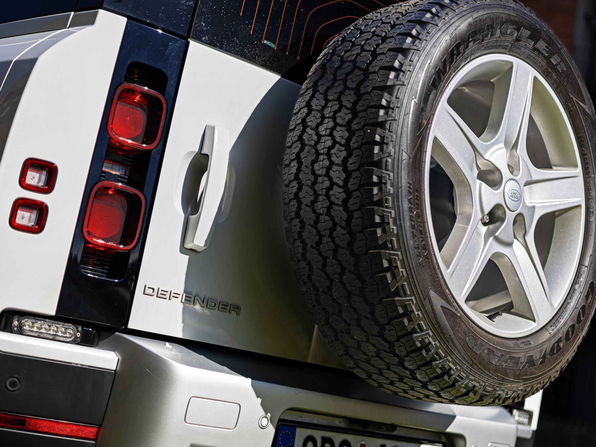 Land Rover Defender, 2022 - pohled č. 24