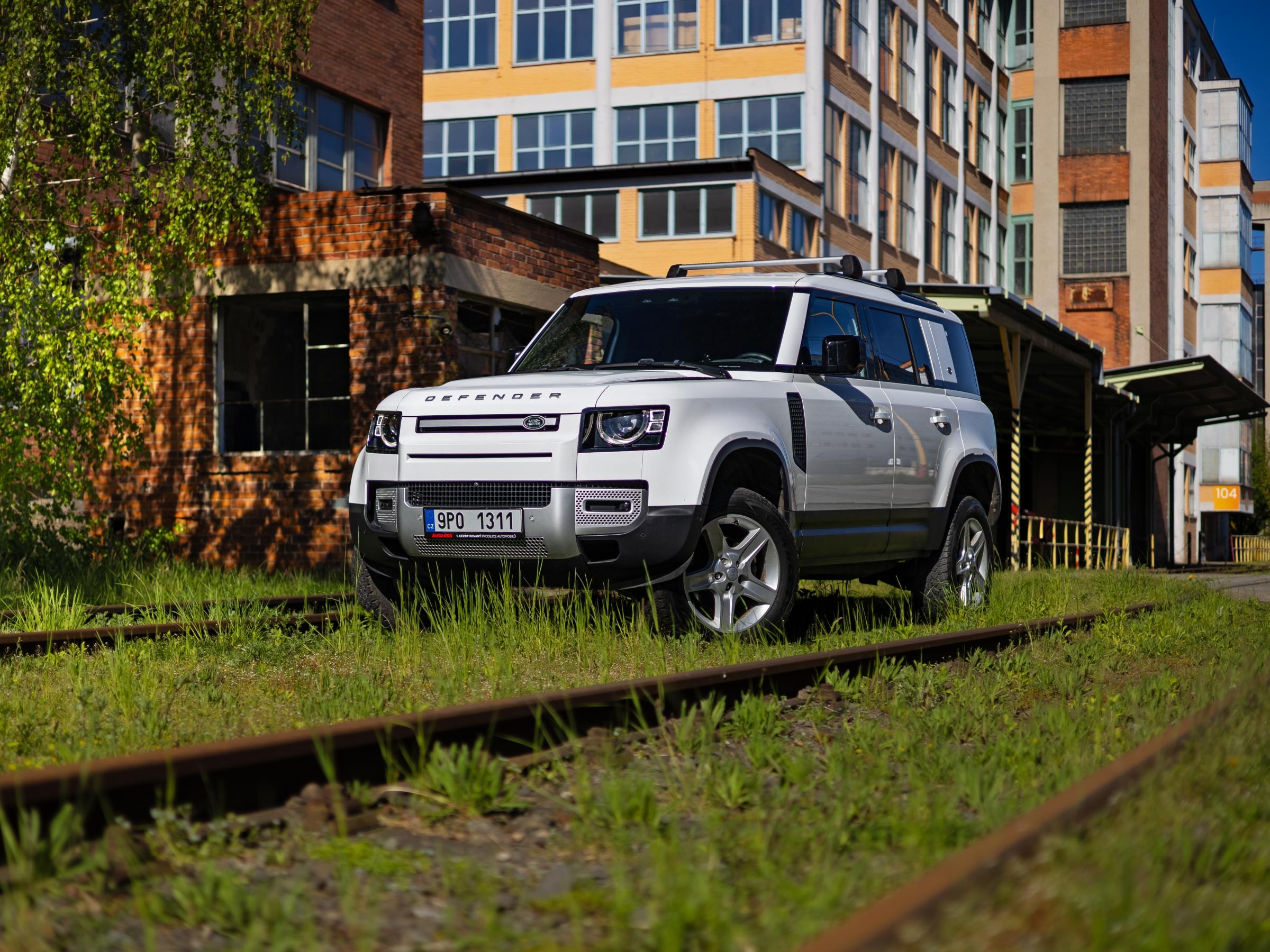 Land Rover Defender, 2022 - pohled č. 5