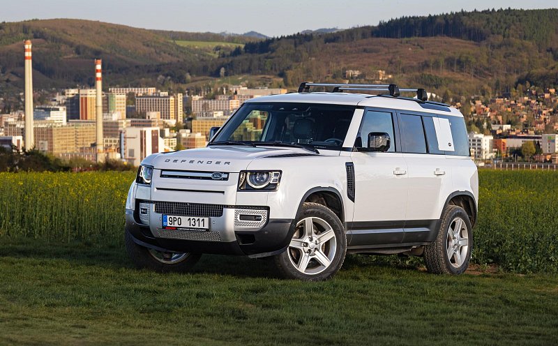 Land Rover Defender 3.0 D  SE D250