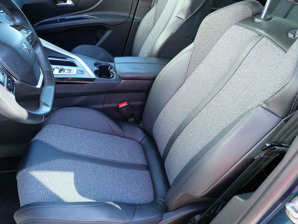 Peugeot 5008 1.6HDi 