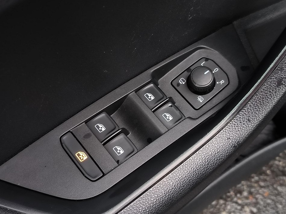 Škoda Karoq 1.0 TSi 