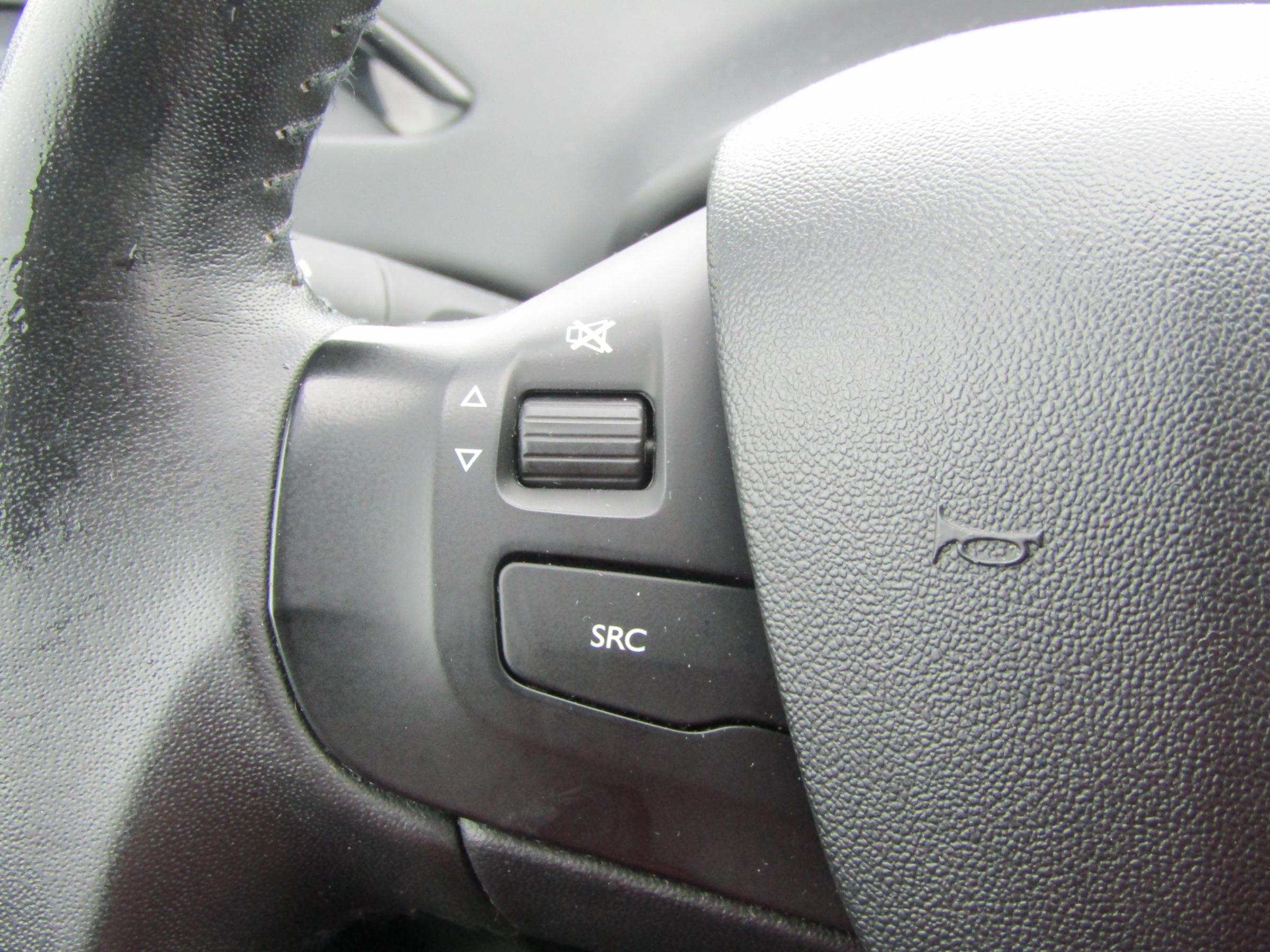 Peugeot 208, 2018 - pohled č. 15